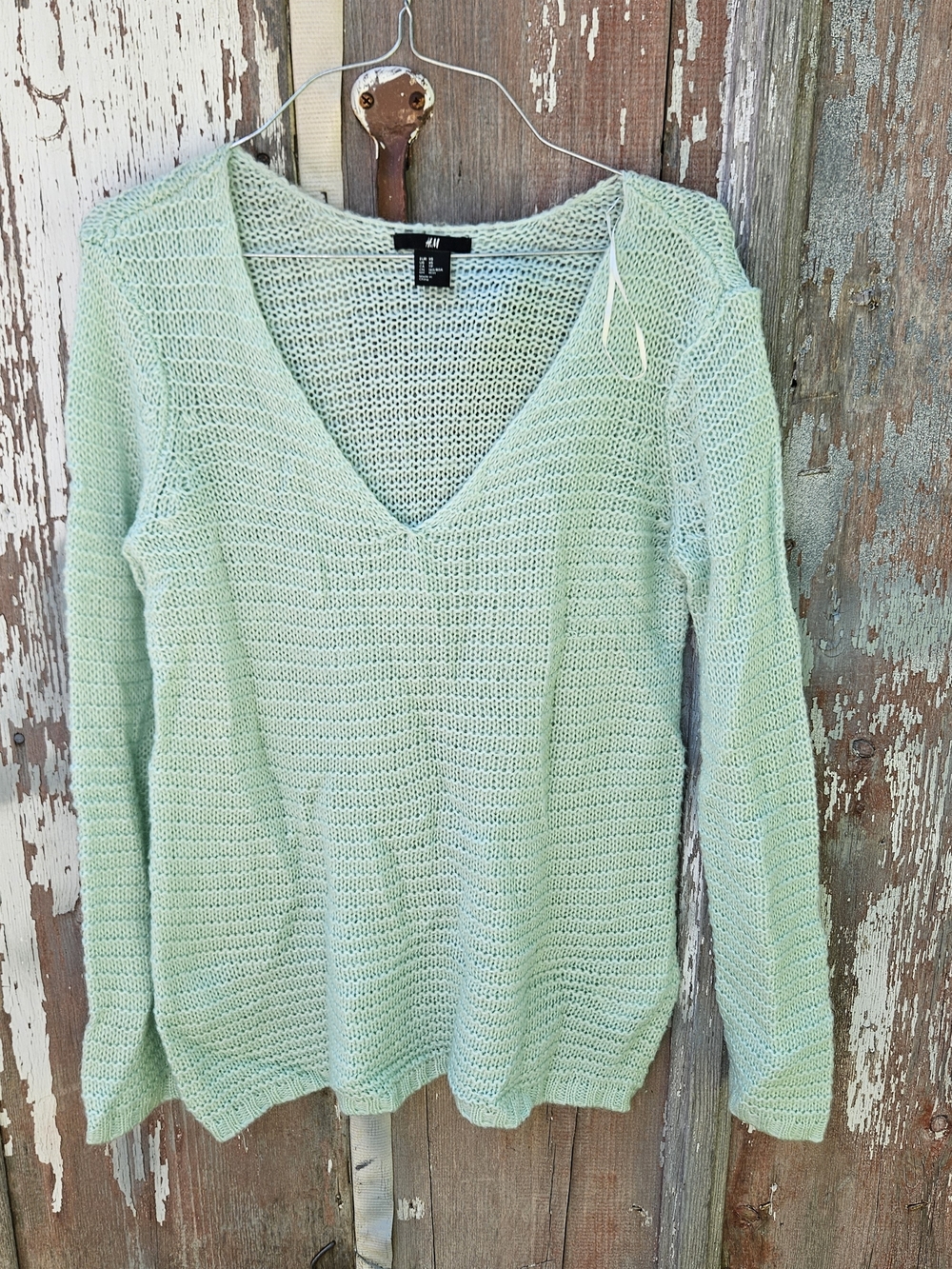 H&M Mint Green V-Neck Knit Sweater - Women's